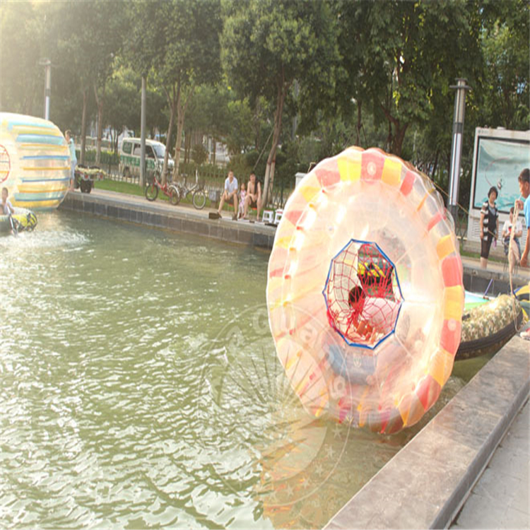 扬州水上滚筒游乐场
